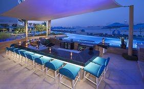 The Retreat Palm Dubai Mgallery by Sofitel